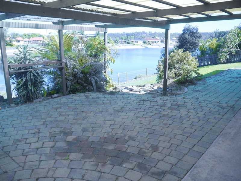 136 Melaleuca Drive, Palm Beach QLD 4221
