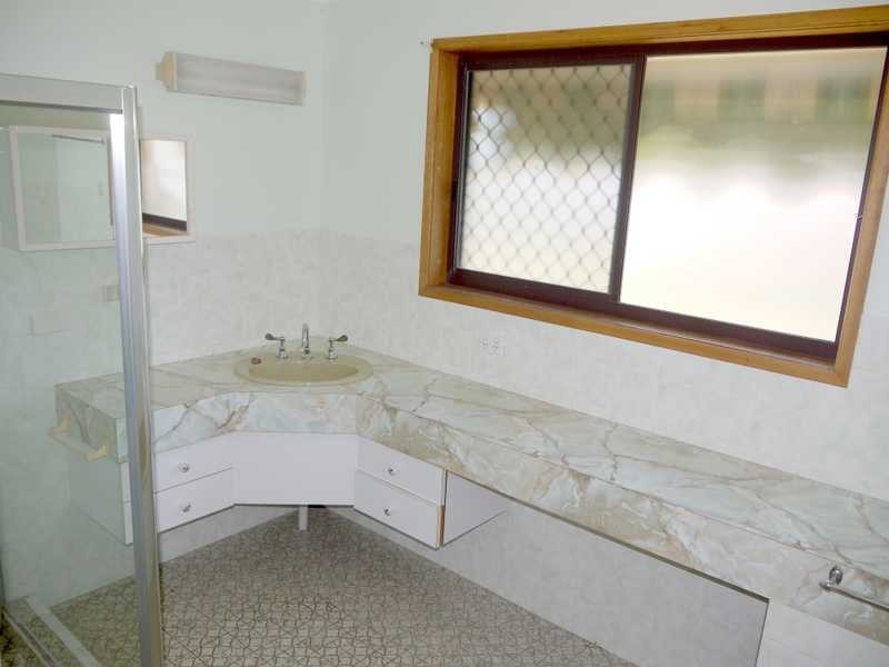 136 Melaleuca Drive, Palm Beach QLD 4221