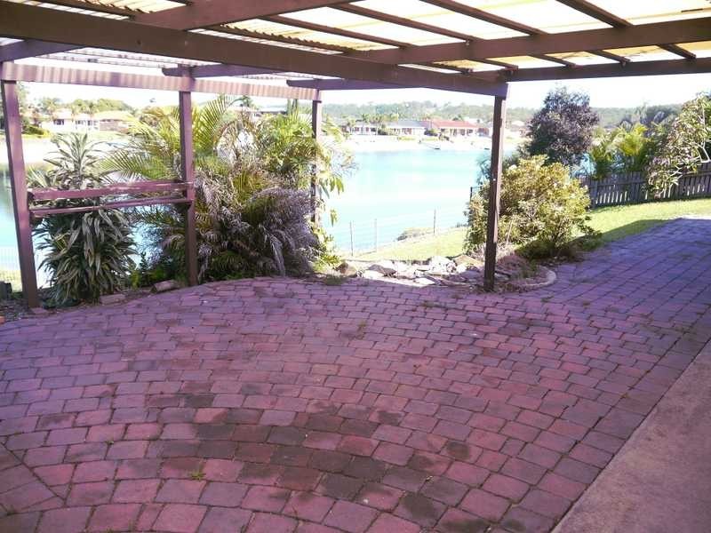 136 Melaleuca Drive, Palm Beach QLD 4221