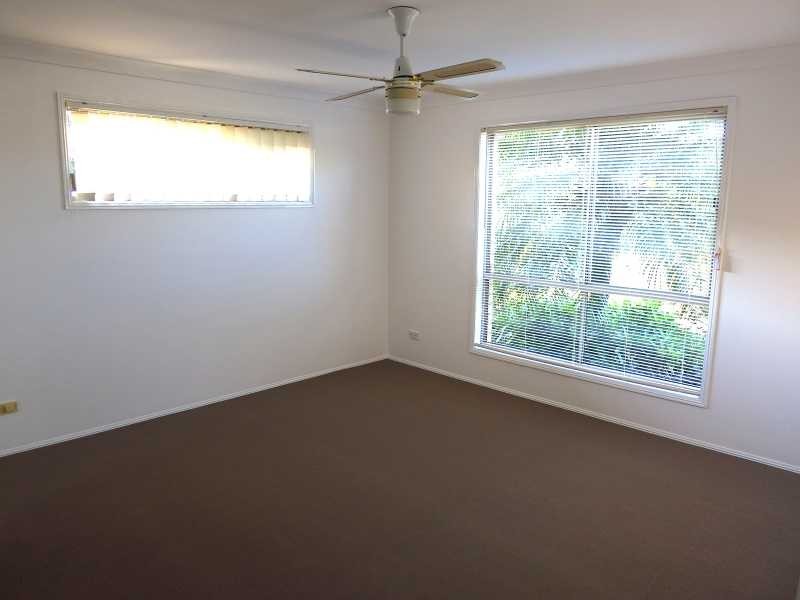 21 Seafoam Close, Varsity Lakes QLD 4227