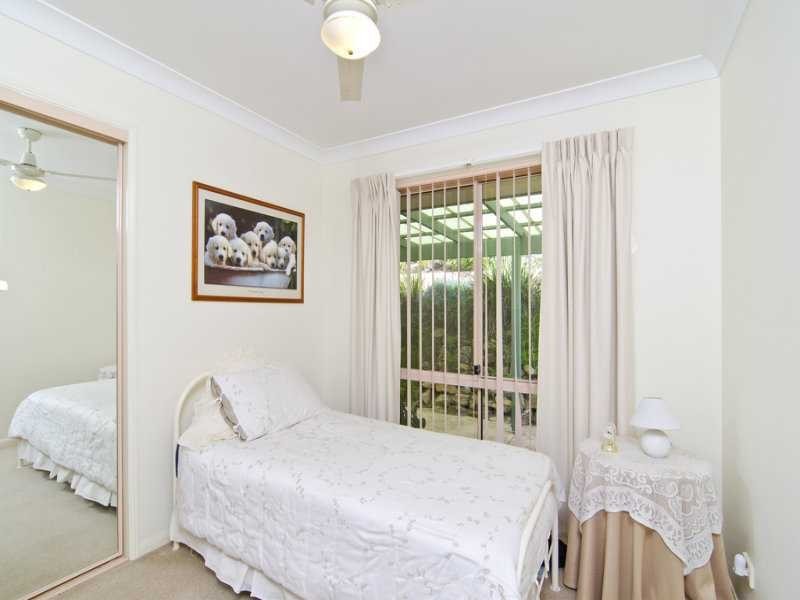 43 Saffron Street, Elanora QLD 4221