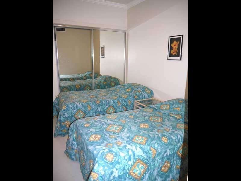 1 Twenty First Avenue, Palm Beach QLD 4221