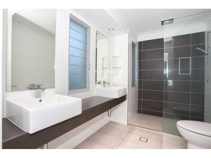 6 Koombala Street, Tugun QLD 4224
