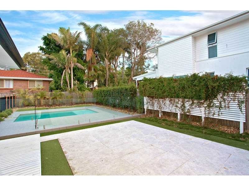 6 Koombala Street, Tugun QLD 4224