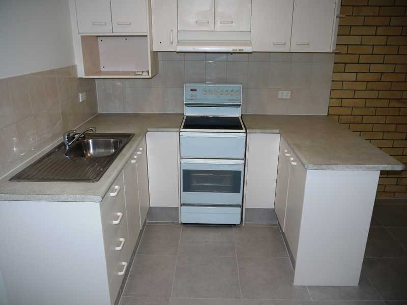 2/20 Walker Avenue, Palm Beach QLD 4221