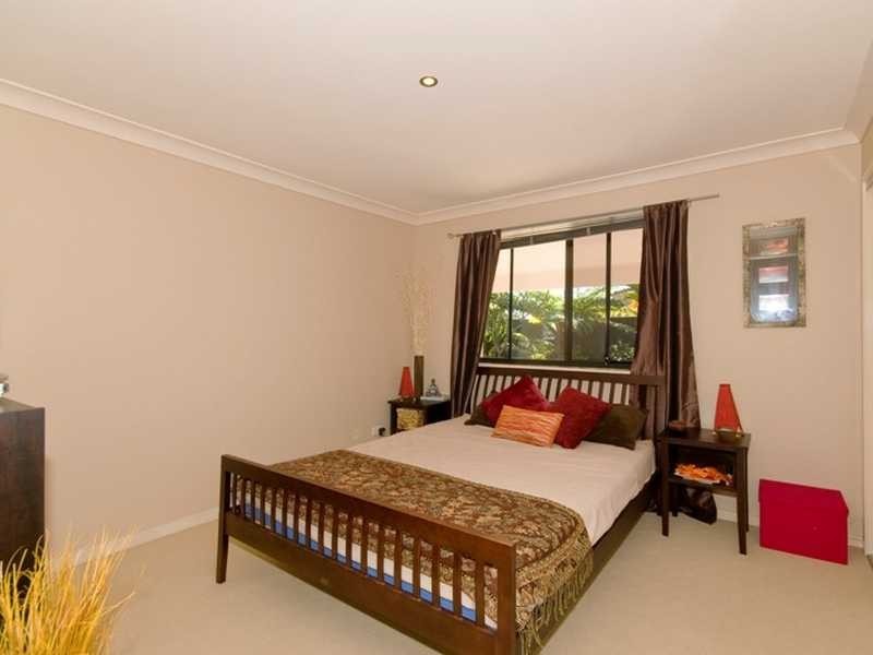 210 Mallawa Drive, Palm Beach QLD 4221