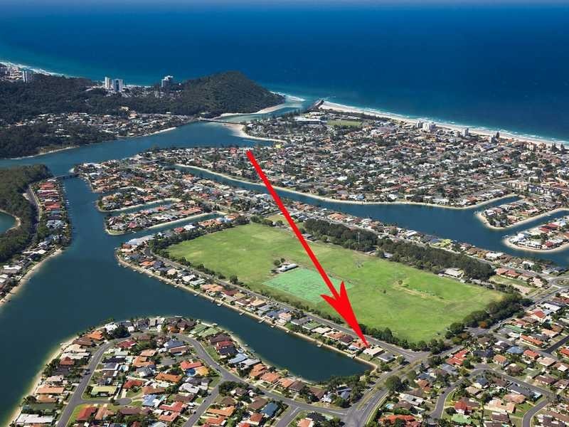 134 Melaleuca Drive, Palm Beach QLD 4221