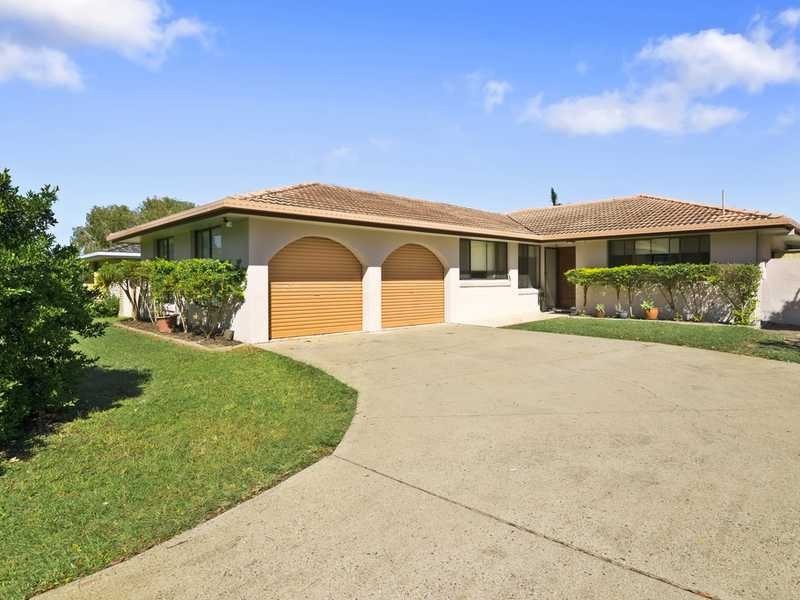 134 Melaleuca Drive, Palm Beach QLD 4221