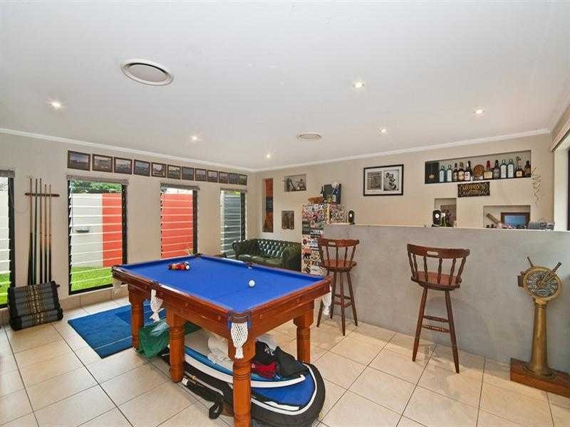 48 First Avenue, Palm Beach QLD 4221