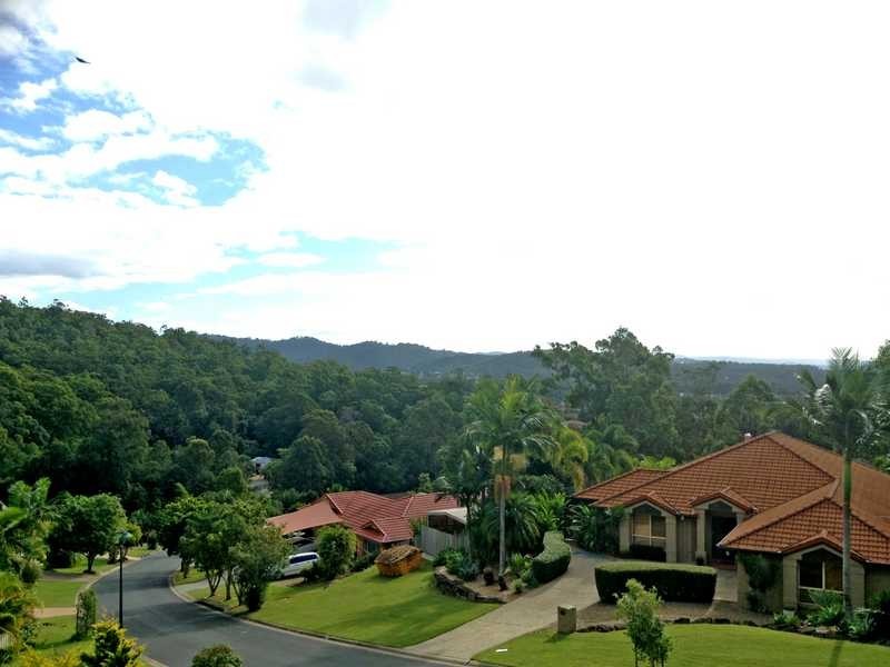 24 Forest Drive, Elanora QLD 4221