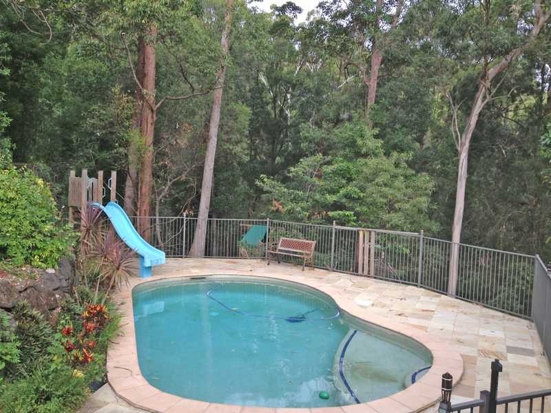 24 Forest Drive, Elanora QLD 4221