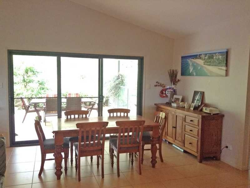 24 Forest Drive, Elanora QLD 4221