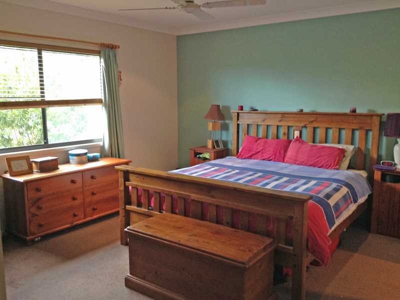 24 Forest Drive, Elanora QLD 4221