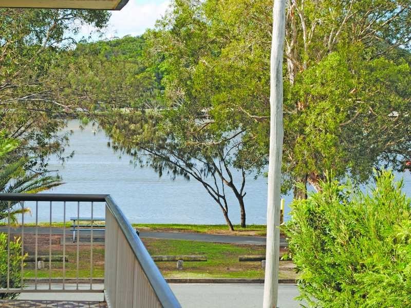 Unit 2/32 Murlong Crescent, Palm Beach QLD 4221