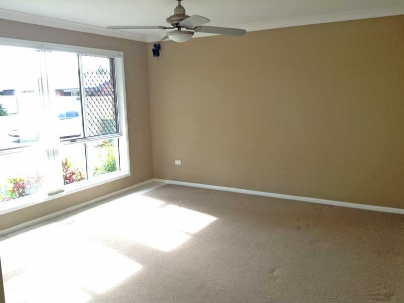 6 Bergamont Street, Elanora QLD 4221
