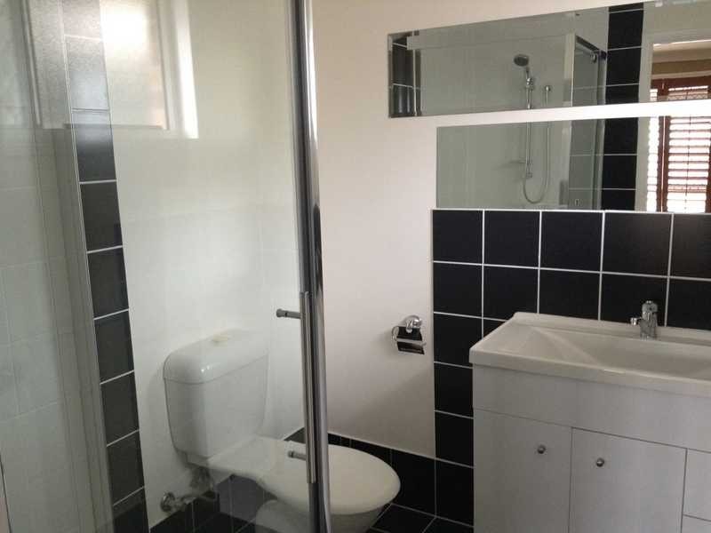 6 Bergamont Street, Elanora QLD 4221