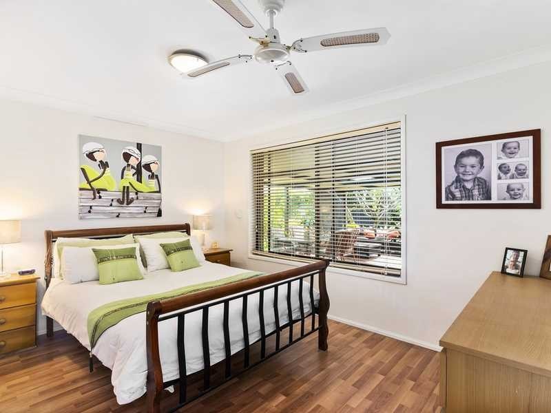 20 Barklya Place, Palm Beach QLD 4221