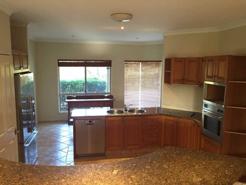 13 Westminster Boulevard, Elanora QLD 4221
