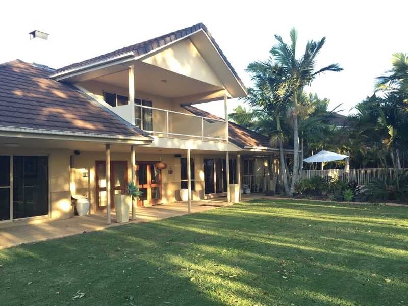 13 Westminster Boulevard, Elanora QLD 4221