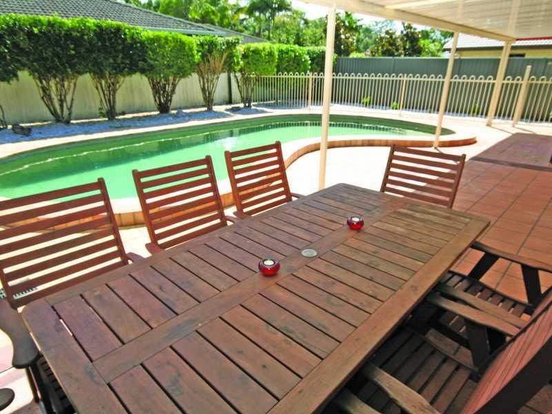 225 Mallawa Drive, Palm Beach QLD 4221