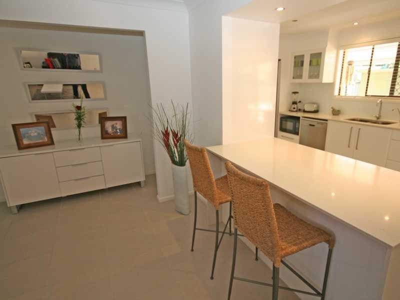 225 Mallawa Drive, Palm Beach QLD 4221