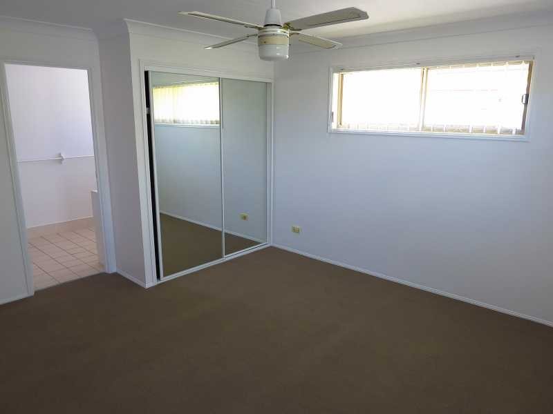 21 Seafoam Close, Varsity Lakes QLD 4227