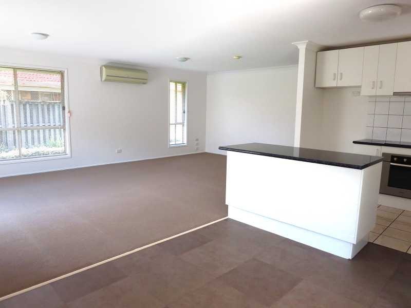 21 Seafoam Close, Varsity Lakes QLD 4227