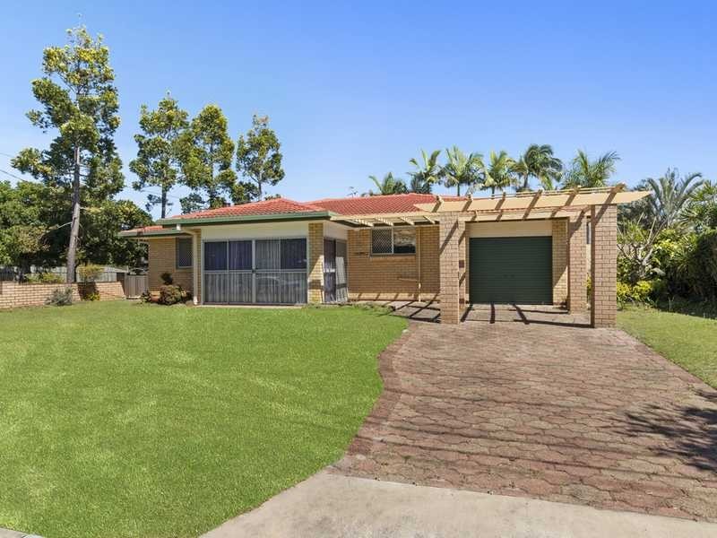 90 Townson Avenue, Palm Beach QLD 4221