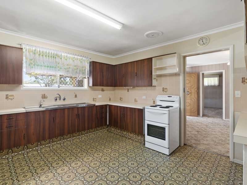 90 Townson Avenue, Palm Beach QLD 4221