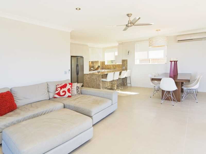 Unit 5/4 Teemangum Street, Tugun QLD 4224