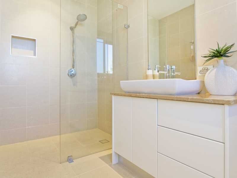 Unit 5/4 Teemangum Street, Tugun QLD 4224