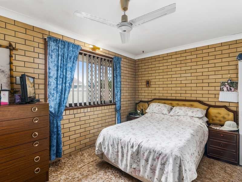 25 Murtha Drive, Elanora QLD 4221