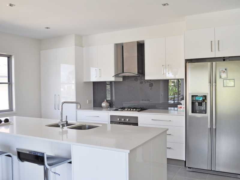 51 Philippine Parade, Palm Beach QLD 4221