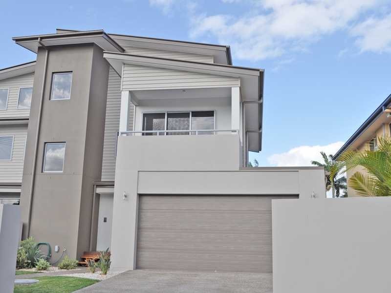 51 Philippine Parade, Palm Beach QLD 4221