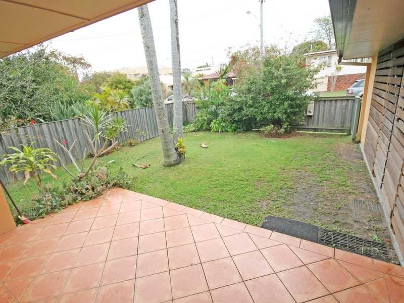15 Bali Avenue, Palm Beach QLD 4221