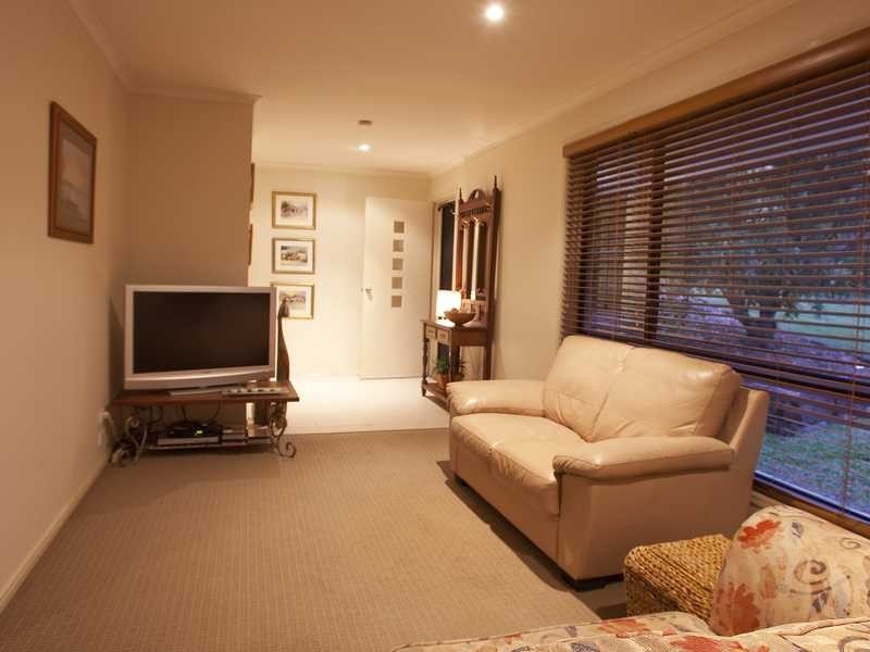 24 Evergreen Drive, Elanora QLD 4221