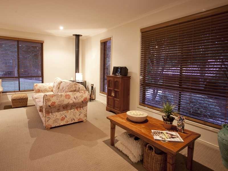 24 Evergreen Drive, Elanora QLD 4221
