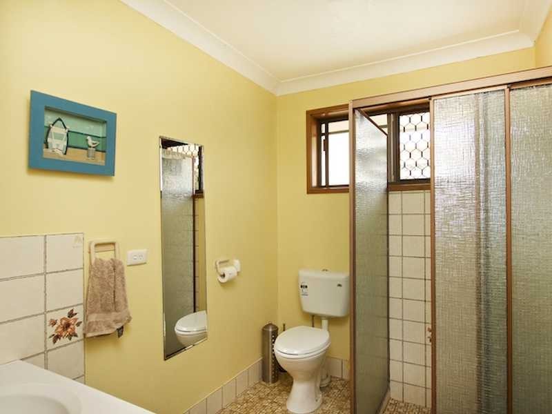 29 Mallawa Drive, Palm Beach QLD 4221