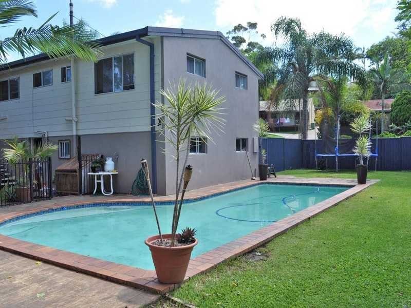 10 Numidia Street, Currumbin Waters QLD 4223