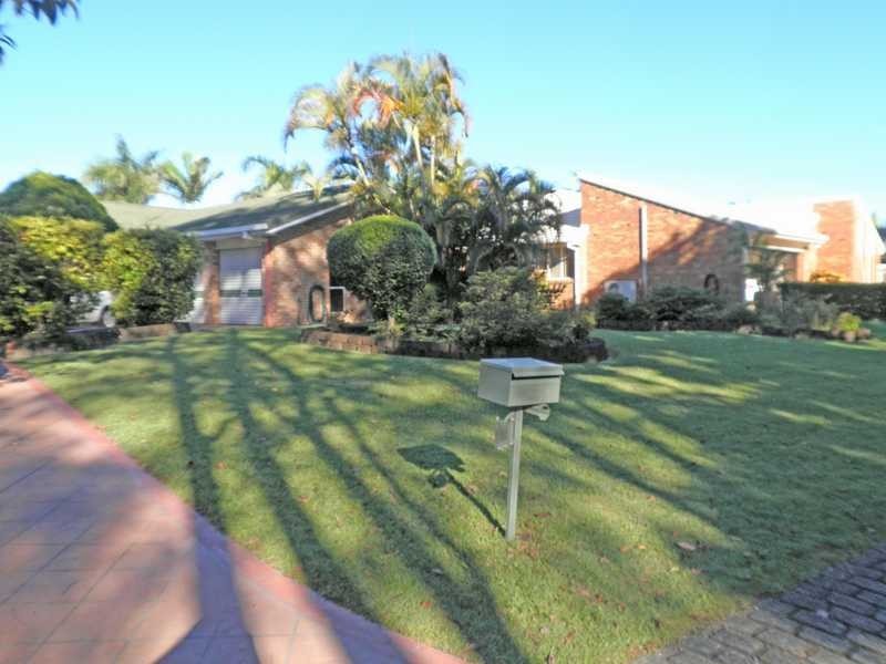 37 Murtha Drive, Elanora QLD 4221