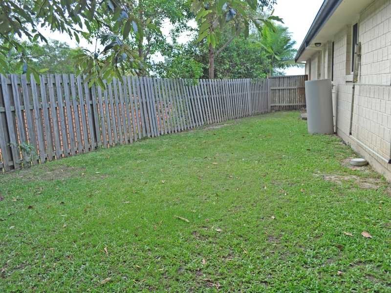18 Bidwill Court, Elanora QLD 4221
