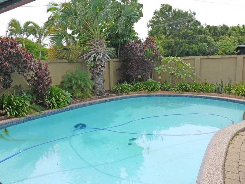 14 Parnki Parade, Palm Beach QLD 4221