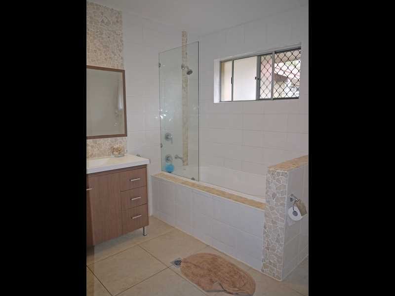 14 Parnki Parade, Palm Beach QLD 4221