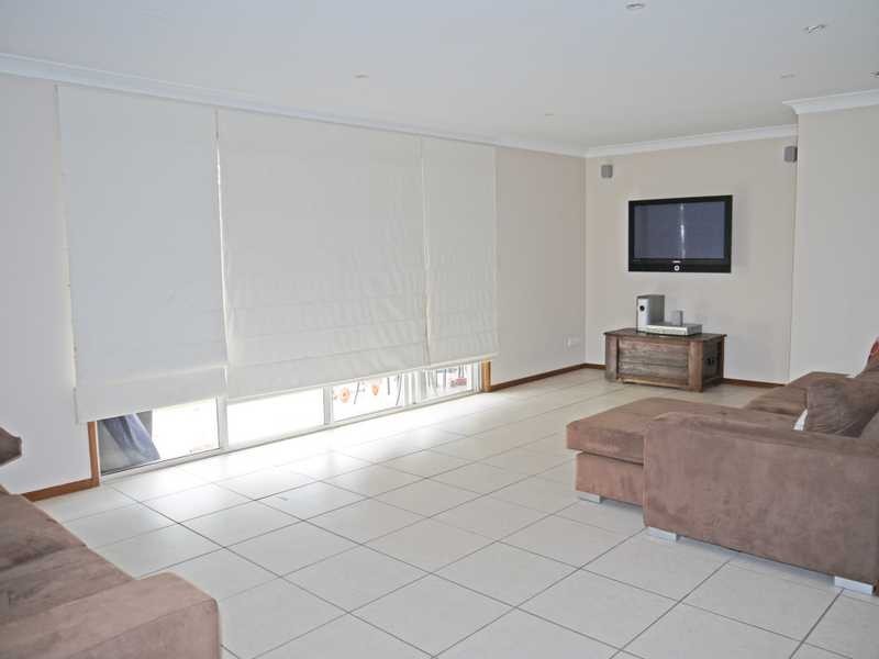 38 Twelfth Avenue, Palm Beach QLD 4221