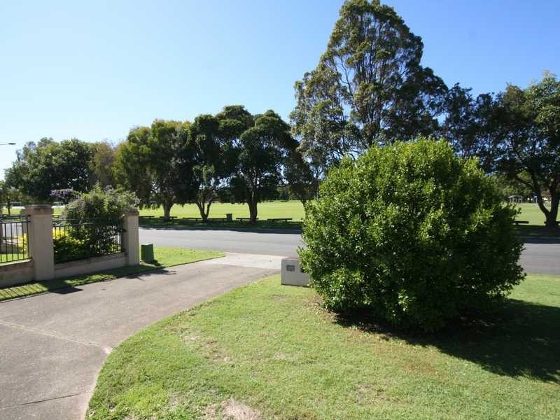 134 Melaleuca Drive, Palm Beach QLD 4221