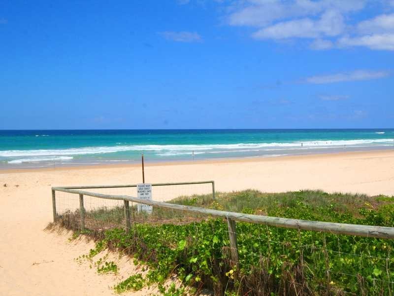 4/1425 Gold Coast Highway, Palm Beach QLD 4221
