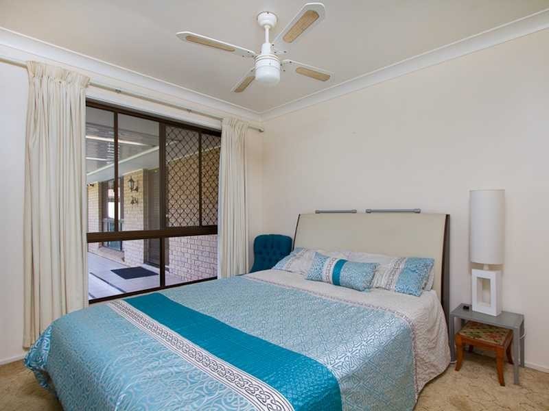 43 Ironbark Street, Elanora QLD 4221
