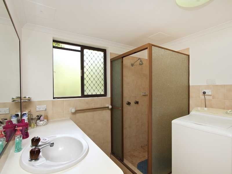 2/8 Twenty Second Avenue, Palm Beach QLD 4221