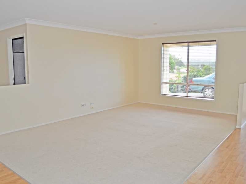 18 Bidwill Court, Elanora QLD 4221