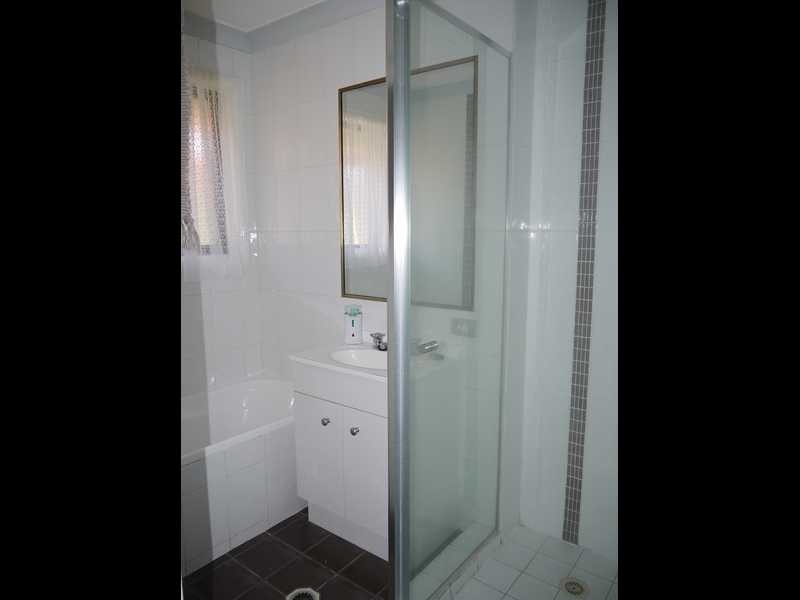 1/24 Fourth Avenue, Palm Beach QLD 4221